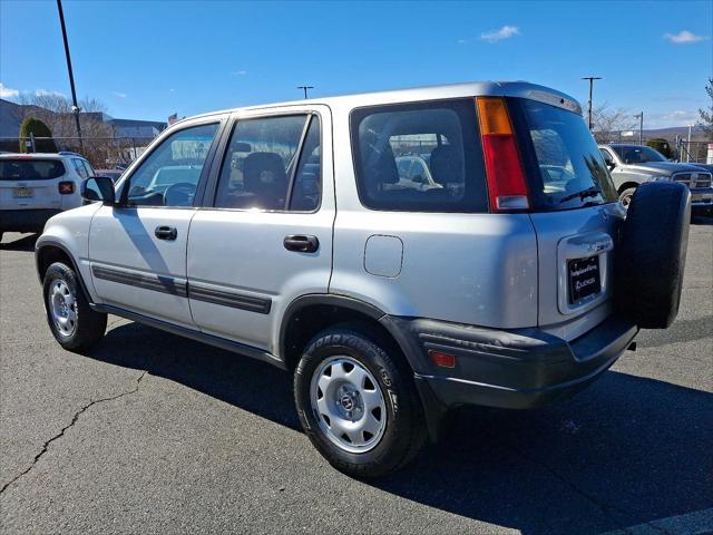 used 2000 Honda CR-V car, priced at $4,108