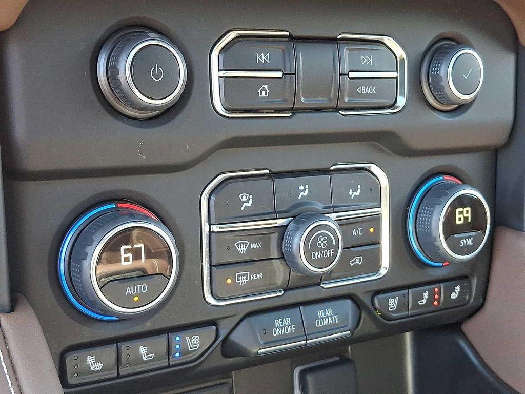 used 2024 Chevrolet Tahoe car, priced at $65,979