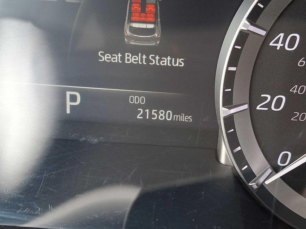 used 2022 Toyota Highlander car, priced at $37,378