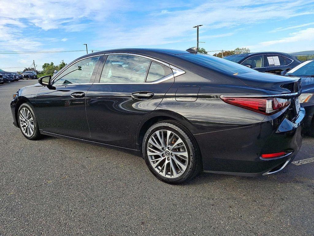 used 2019 Lexus ES 350 car, priced at $24,801