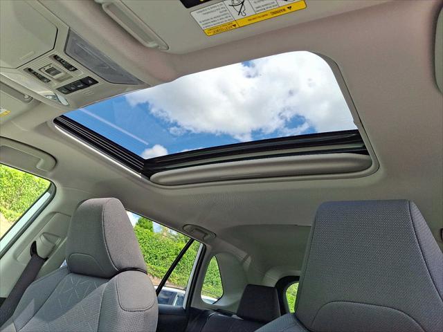 used 2020 Toyota RAV4 car, priced at $25,087