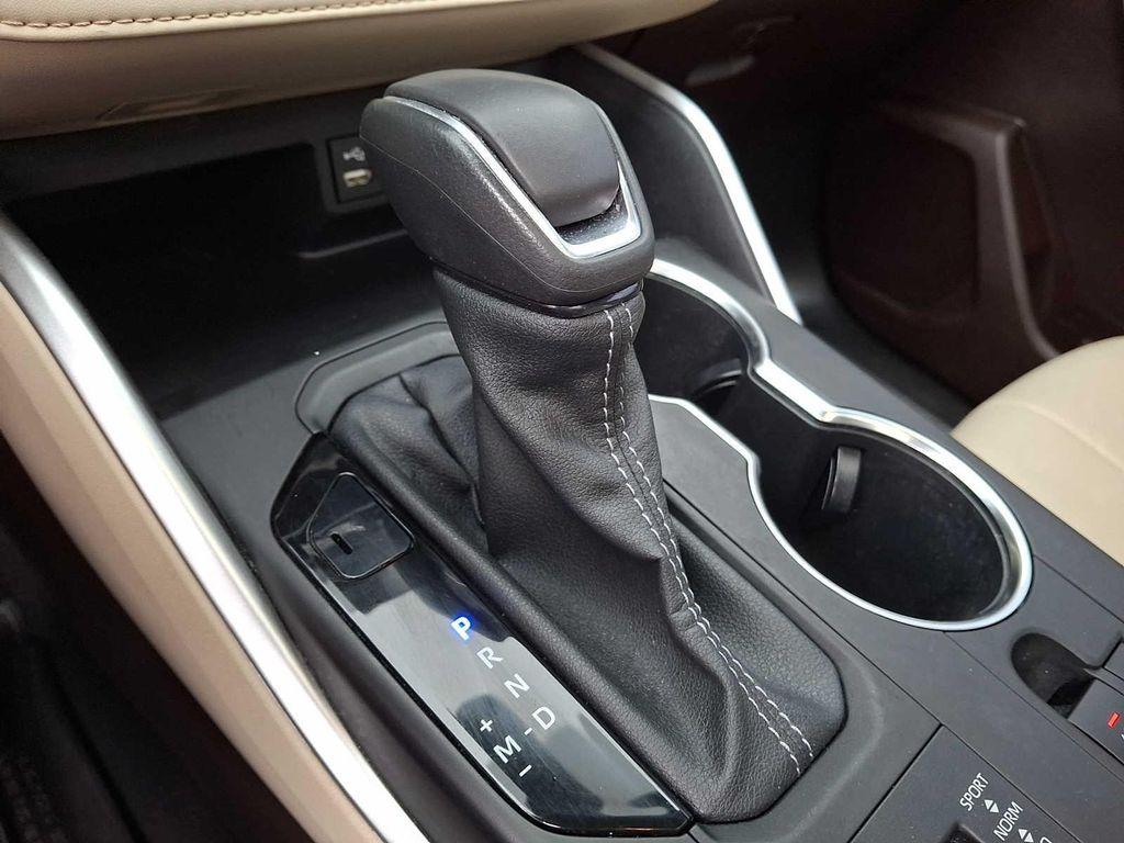 used 2022 Toyota Highlander car, priced at $34,802