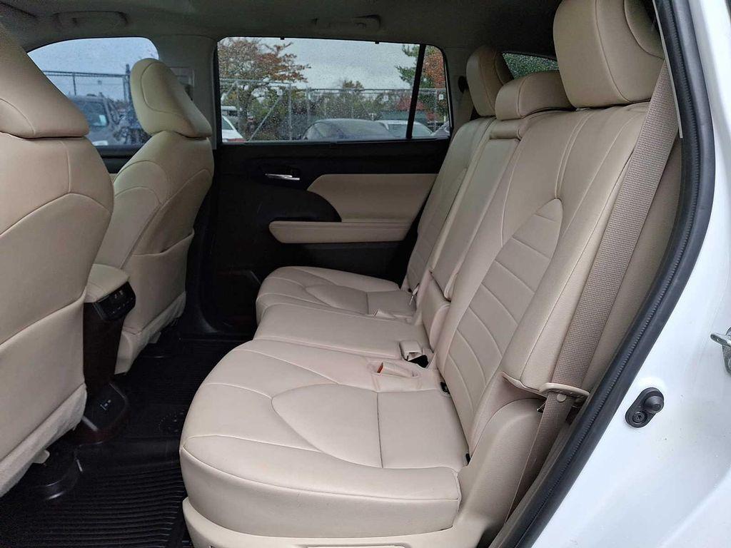 used 2022 Toyota Highlander car, priced at $34,802