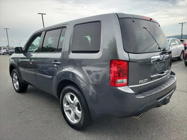 used 2013 Honda Pilot car, priced at $14,555