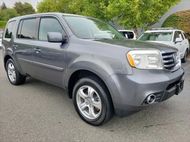 used 2013 Honda Pilot car, priced at $14,555