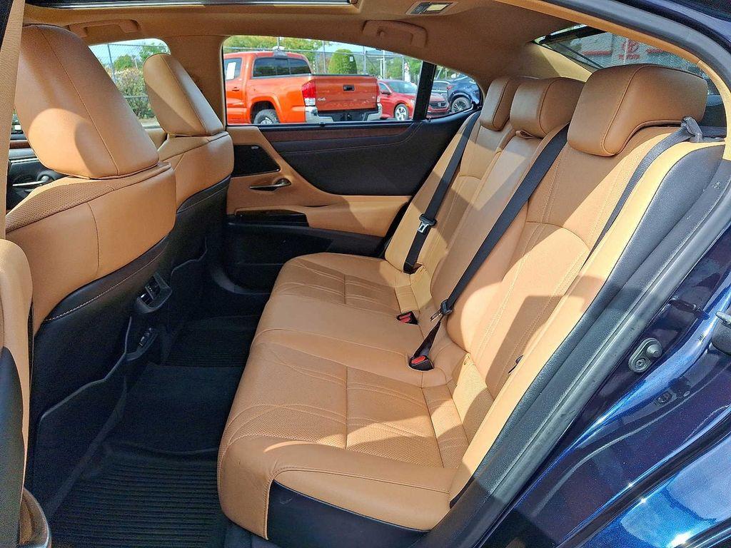 used 2022 Lexus ES 350 car, priced at $35,524