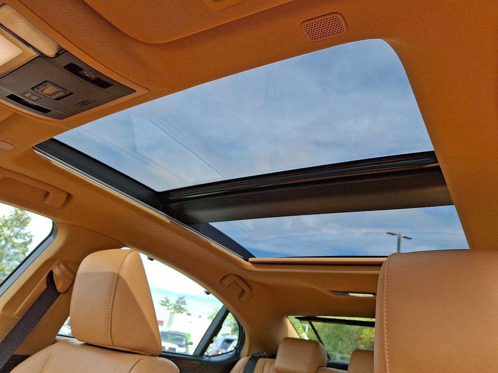 used 2022 Lexus ES 350 car, priced at $35,524