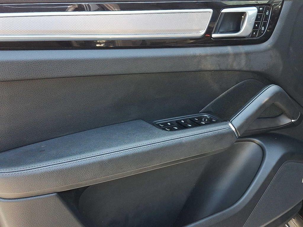 used 2019 Porsche Cayenne car, priced at $33,948