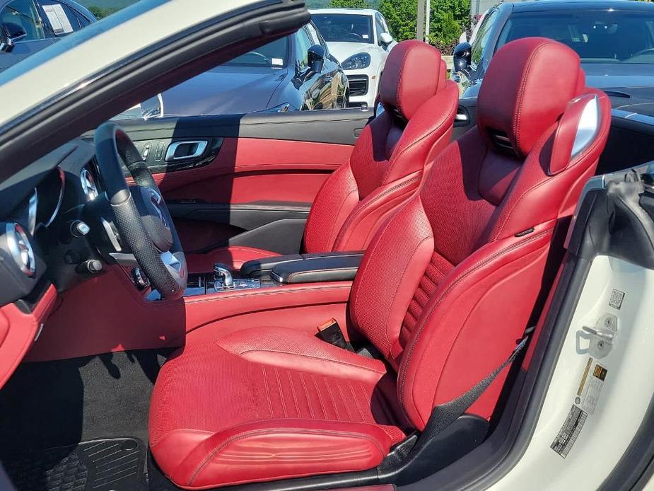 used 2018 Mercedes-Benz SL 550 car, priced at $54,784