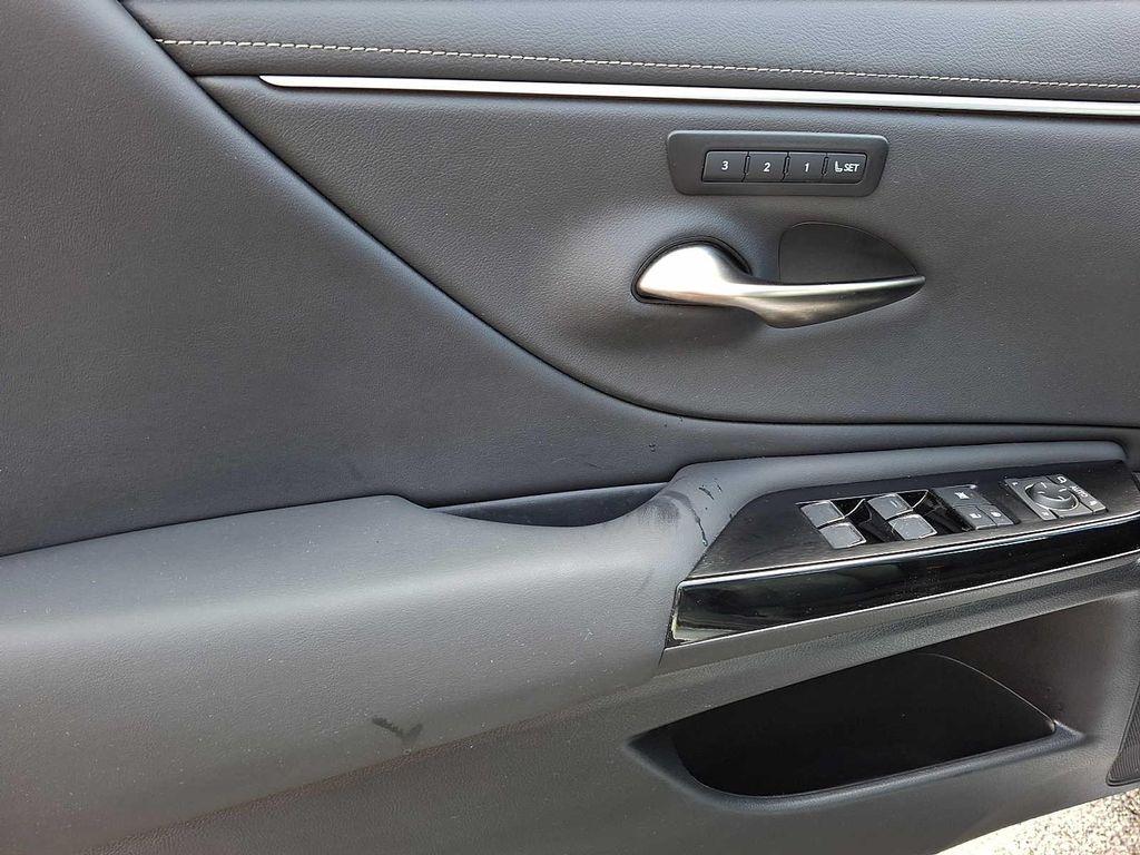 used 2023 Lexus ES 350 car, priced at $36,868