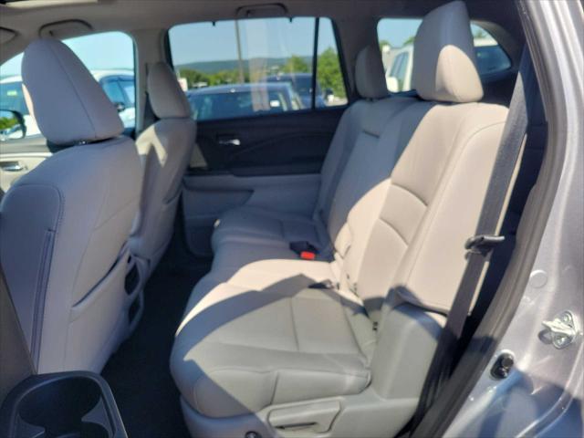 used 2021 Honda Pilot car, priced at $30,226