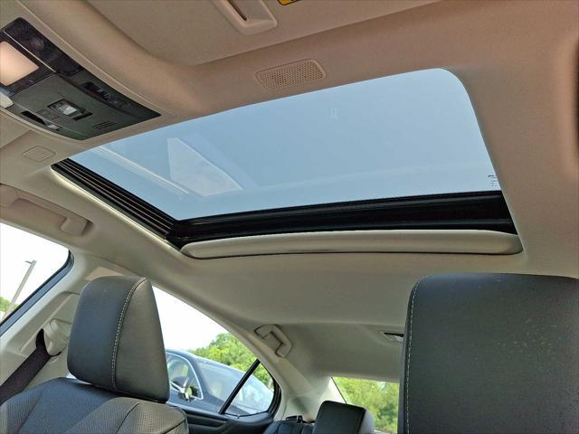 used 2022 Lexus ES 350 car, priced at $31,799