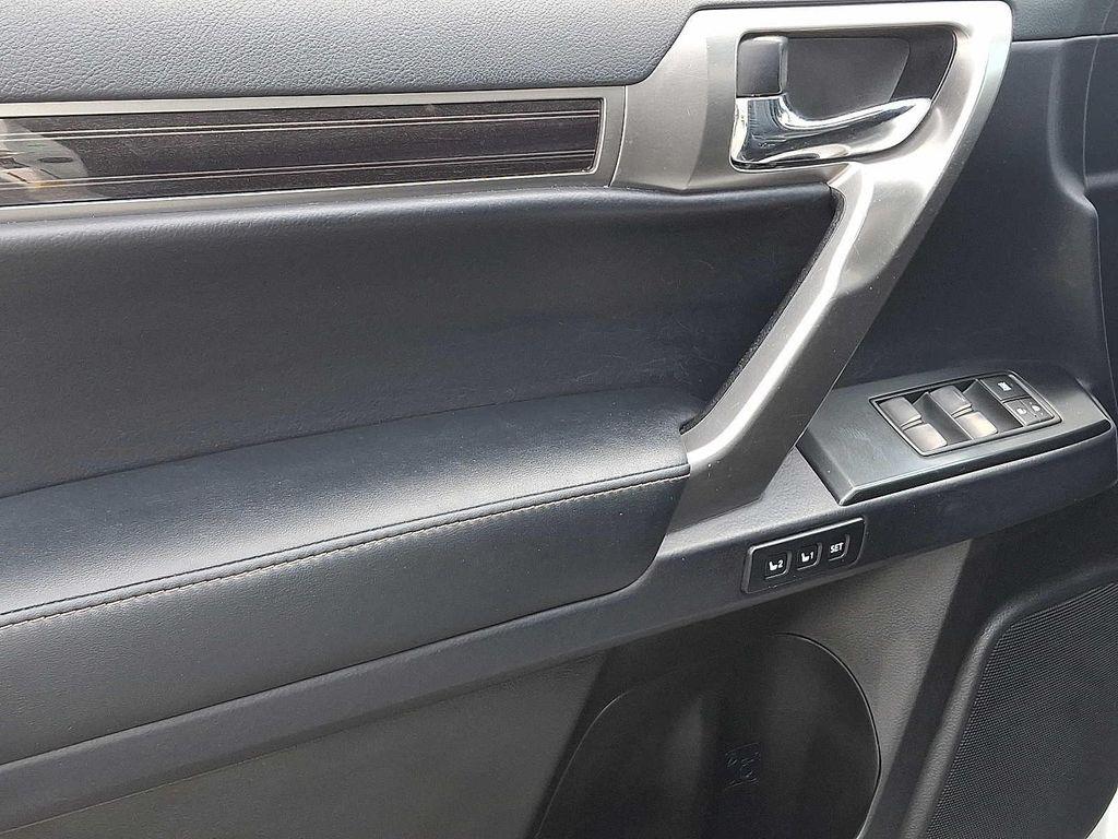 used 2023 Lexus GX 460 car, priced at $52,921