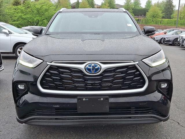 used 2023 Toyota Highlander Hybrid car, priced at $40,363