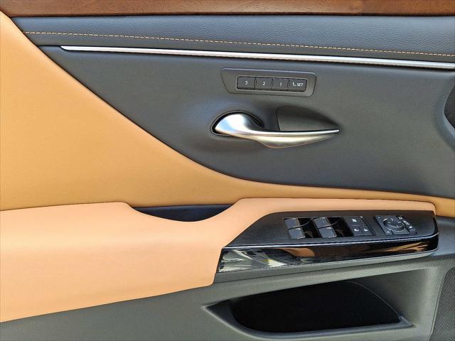 used 2025 Lexus ES 350 car, priced at $47,221
