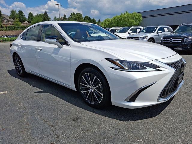 used 2025 Lexus ES 350 car, priced at $47,221