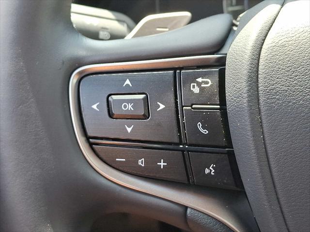 used 2025 Lexus ES 350 car, priced at $47,221