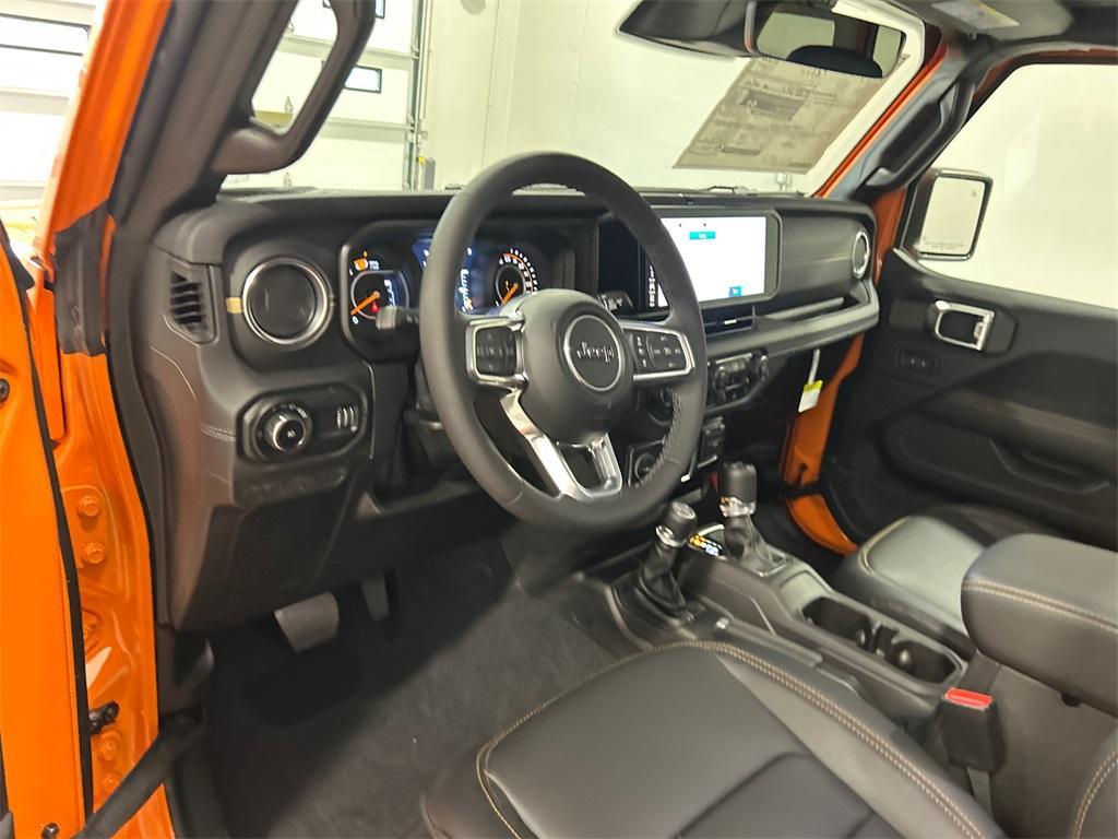 new 2025 Jeep Wrangler car, priced at $50,980