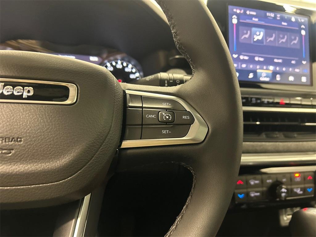 new 2025 Jeep Compass car, priced at $32,045