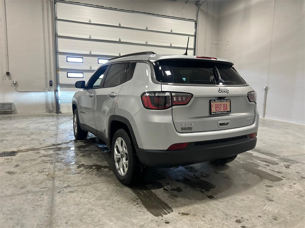 new 2025 Jeep Compass car, priced at $32,045