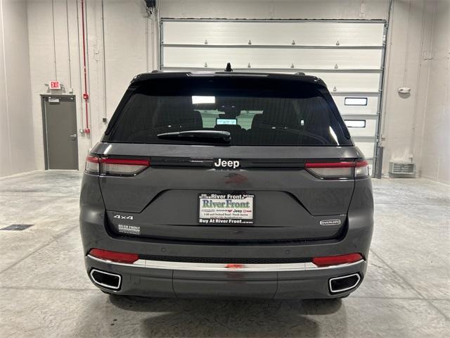 new 2025 Jeep Grand Cherokee car, priced at $54,672