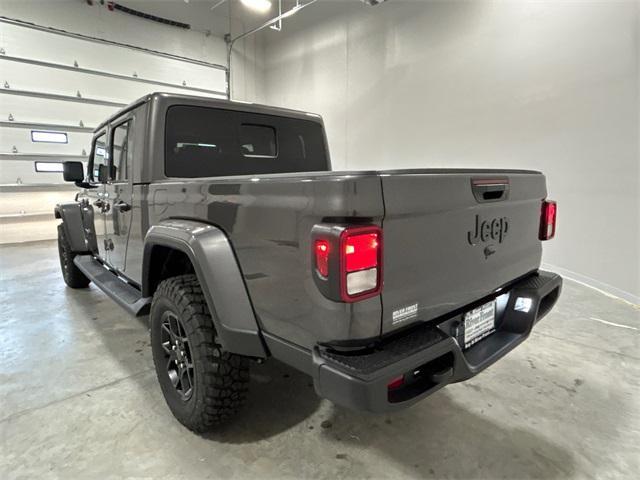 new 2025 Jeep Gladiator car, priced at $47,366