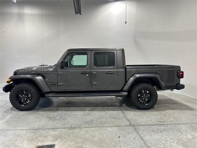new 2025 Jeep Gladiator car, priced at $47,366