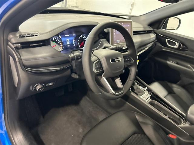 new 2025 Jeep Compass car, priced at $28,266