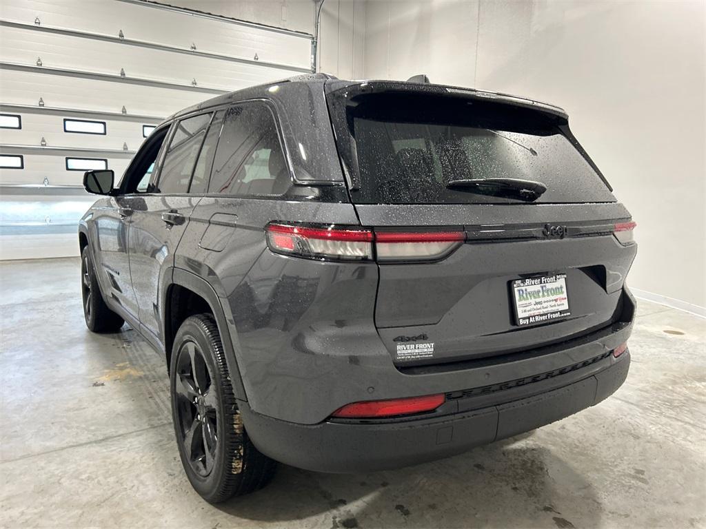 used 2023 Jeep Grand Cherokee car, priced at $37,650