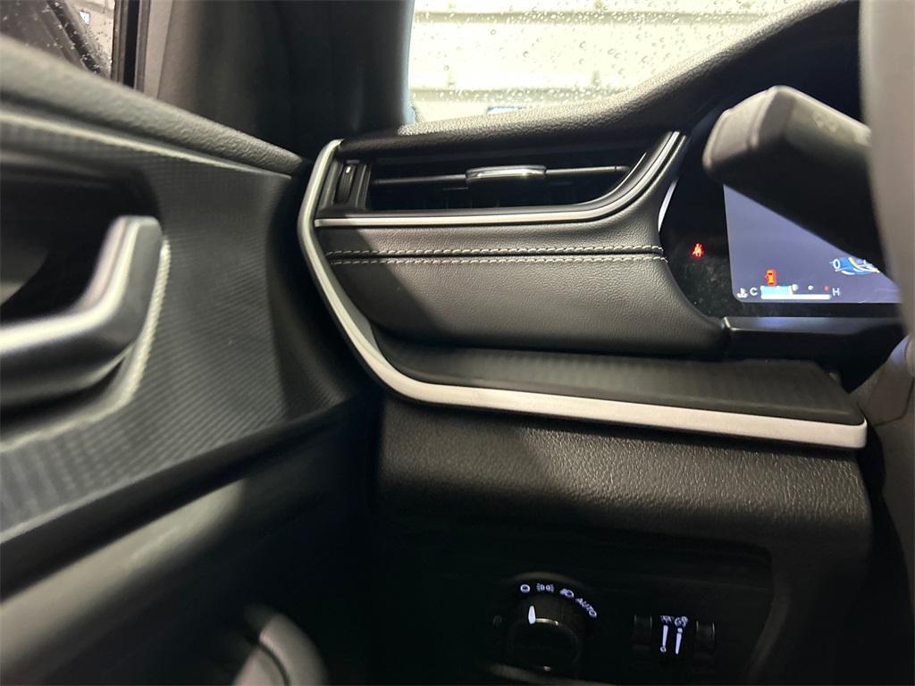 used 2023 Jeep Grand Cherokee car, priced at $37,650