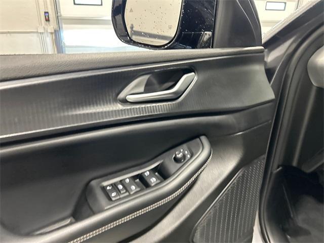 used 2023 Jeep Grand Cherokee car, priced at $38,750