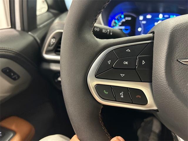 new 2025 Chrysler Pacifica Hybrid car, priced at $47,640