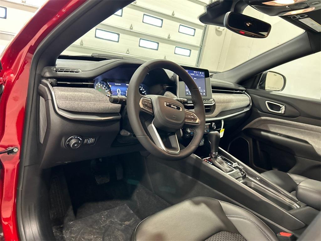 new 2025 Jeep Compass car, priced at $30,184