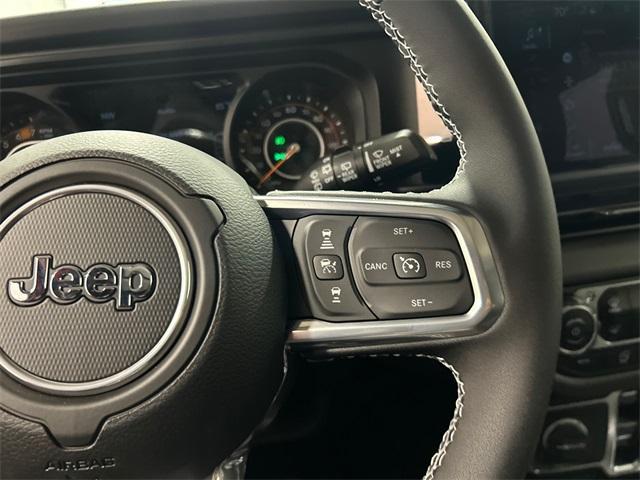 new 2025 Jeep Wrangler car, priced at $55,710