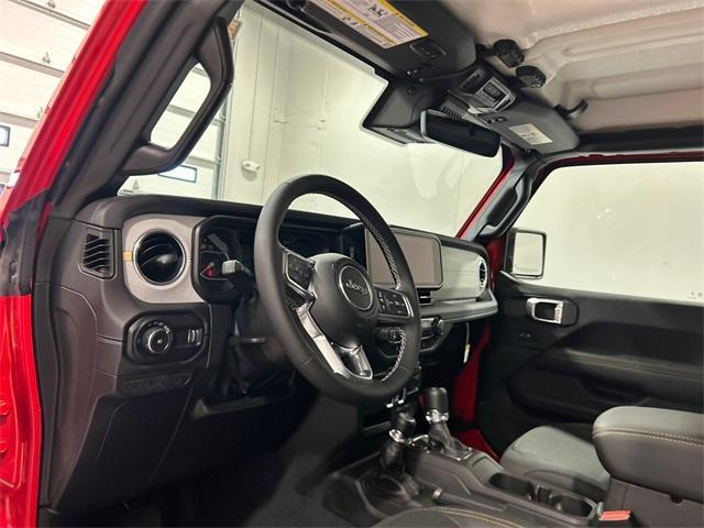 new 2025 Jeep Wrangler car, priced at $55,710
