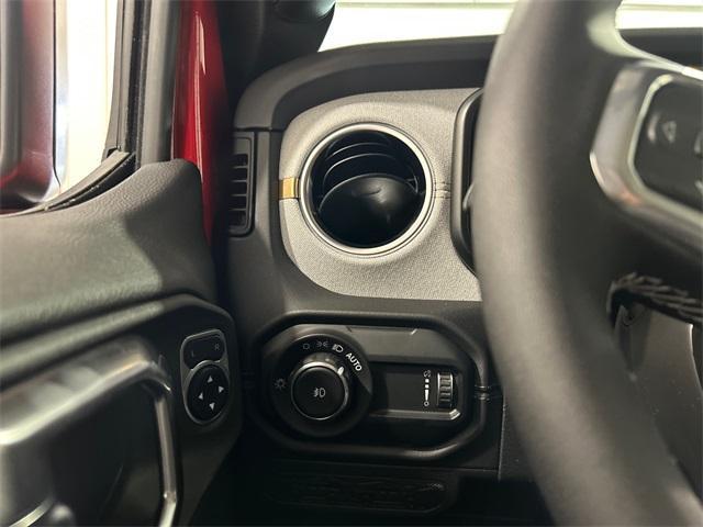 new 2025 Jeep Wrangler car, priced at $55,710