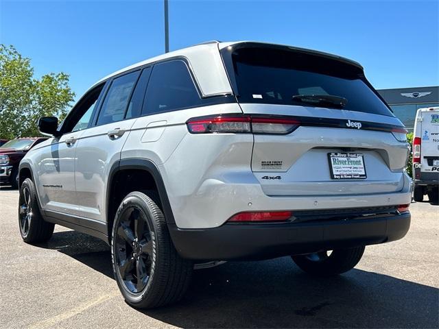 new 2024 Jeep Grand Cherokee car, priced at $42,289