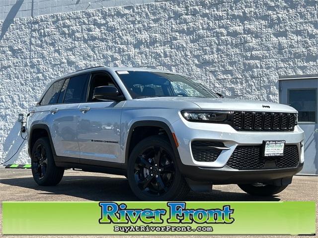 new 2024 Jeep Grand Cherokee car, priced at $42,289