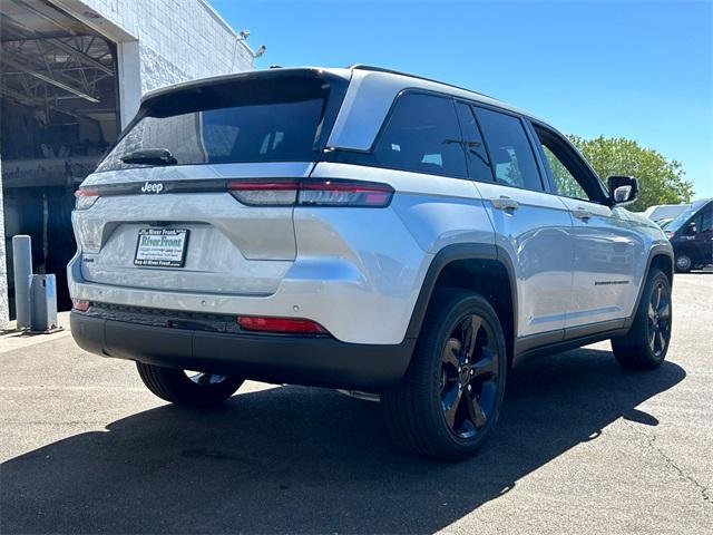 new 2024 Jeep Grand Cherokee car, priced at $42,289