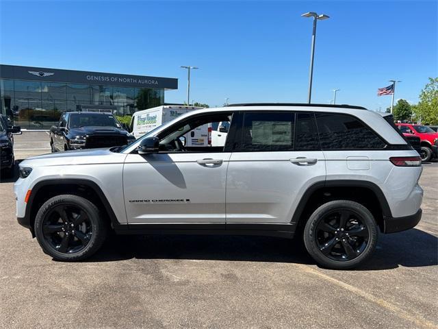 new 2024 Jeep Grand Cherokee car, priced at $42,289