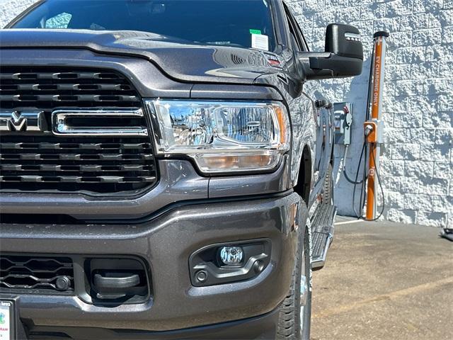 new 2024 Ram 2500 car, priced at $58,872