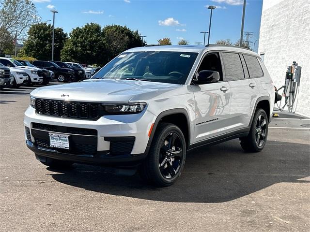 new 2024 Jeep Grand Cherokee L car, priced at $43,832