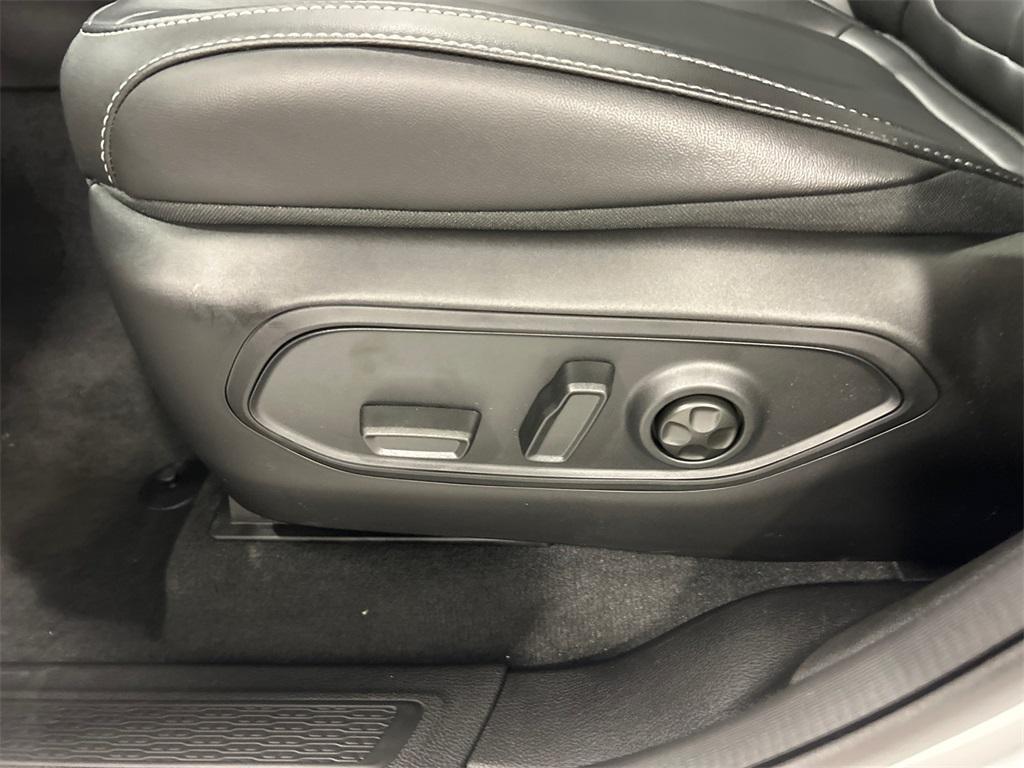 new 2025 Jeep Grand Cherokee car, priced at $48,302