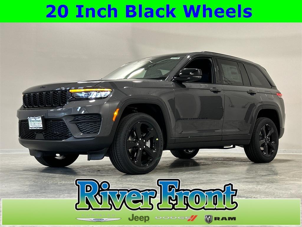 new 2025 Jeep Grand Cherokee car, priced at $42,417