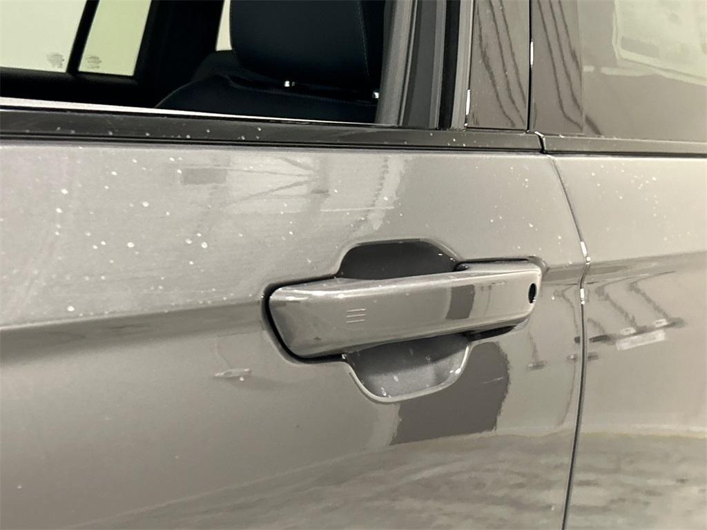 new 2025 Jeep Grand Cherokee car, priced at $42,417