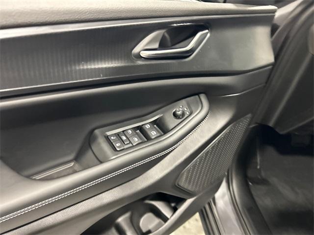 new 2025 Jeep Grand Cherokee car, priced at $43,581