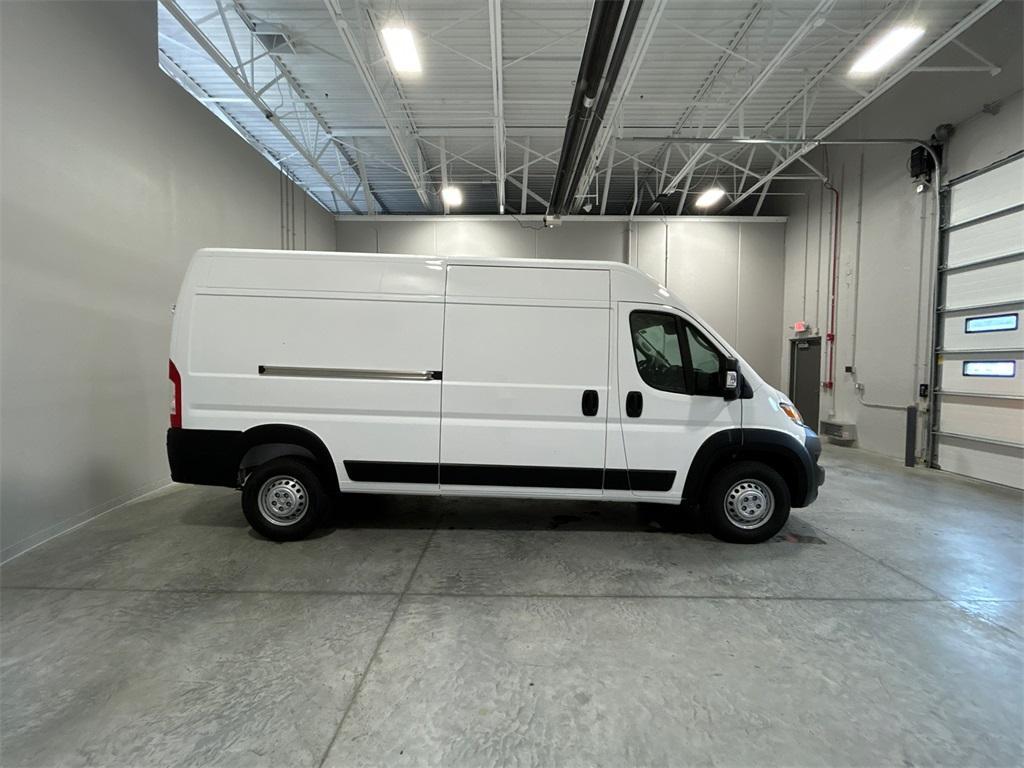 new 2025 Ram ProMaster 2500 car, priced at $49,319
