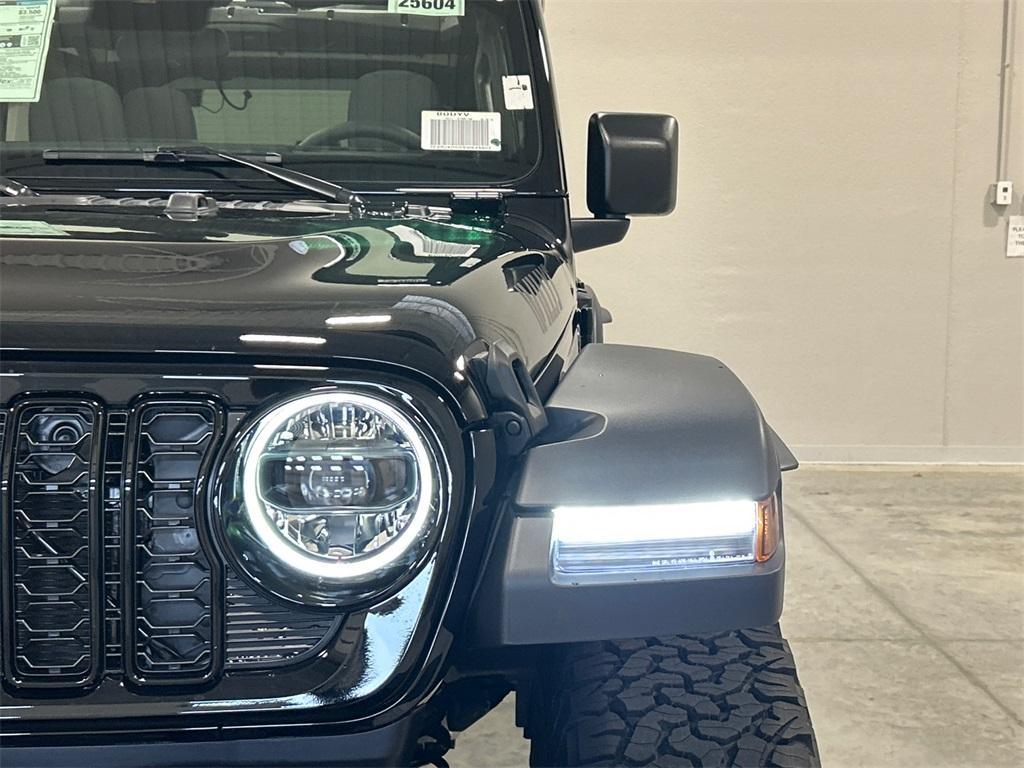 new 2025 Jeep Wrangler car, priced at $55,483