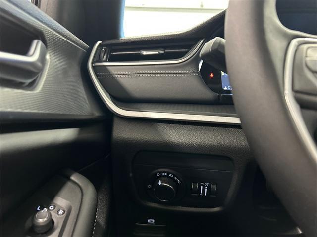 new 2025 Jeep Grand Cherokee car, priced at $39,206