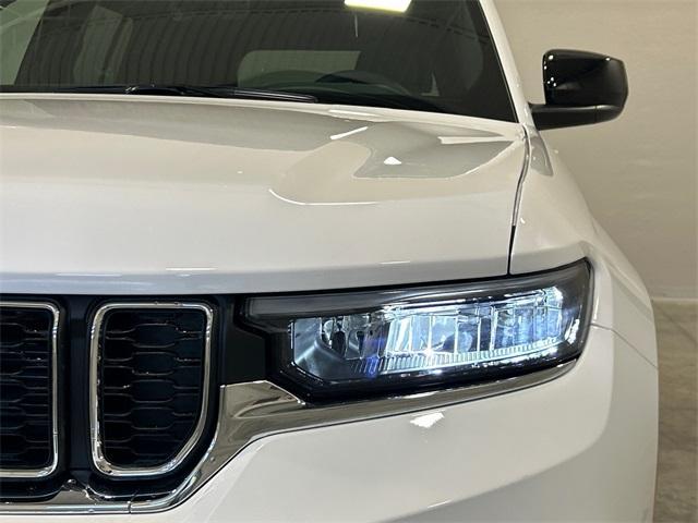 new 2025 Jeep Grand Cherokee car, priced at $39,206
